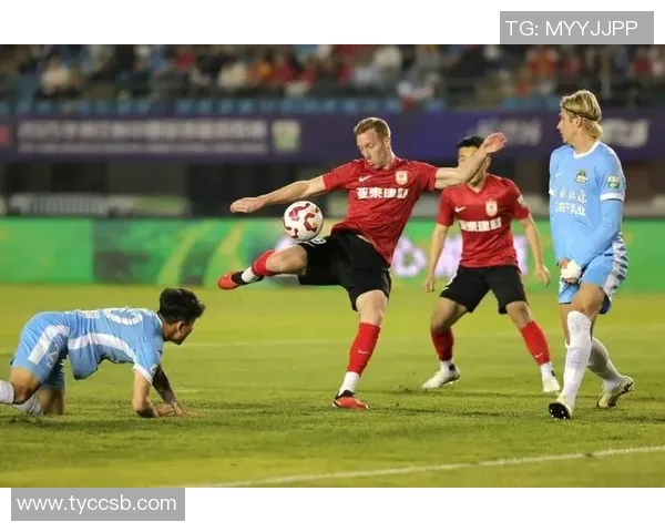 亚泰新任主帅阎峰上任43岁球队名宿力争完成准入首批目标