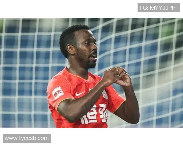 菲利克斯禁区内华丽舞动1对4轻巧挑射完美入网