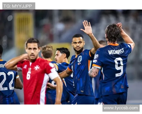 荷兰队官方推特发布海报热身世预赛对阵马耳他德容加克波等明星球员亮相